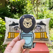 Load image into Gallery viewer, Interactive Cushion - Old tram