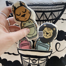 Load image into Gallery viewer, Interactive Cushion - Hot air balloon