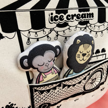 Load image into Gallery viewer, Interactive Cushion - Ice-cream stand